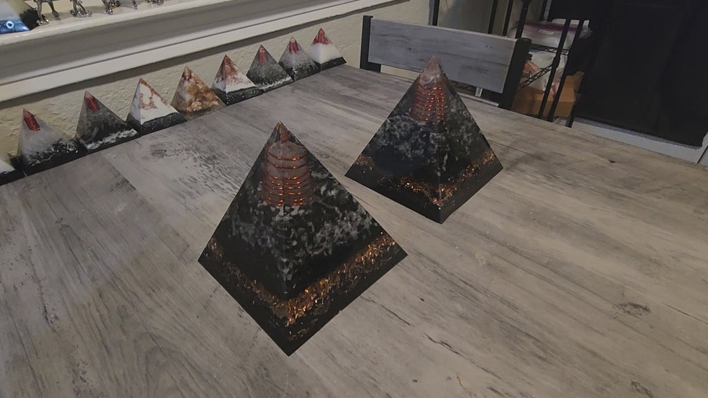 Obsidian Point Pyramid